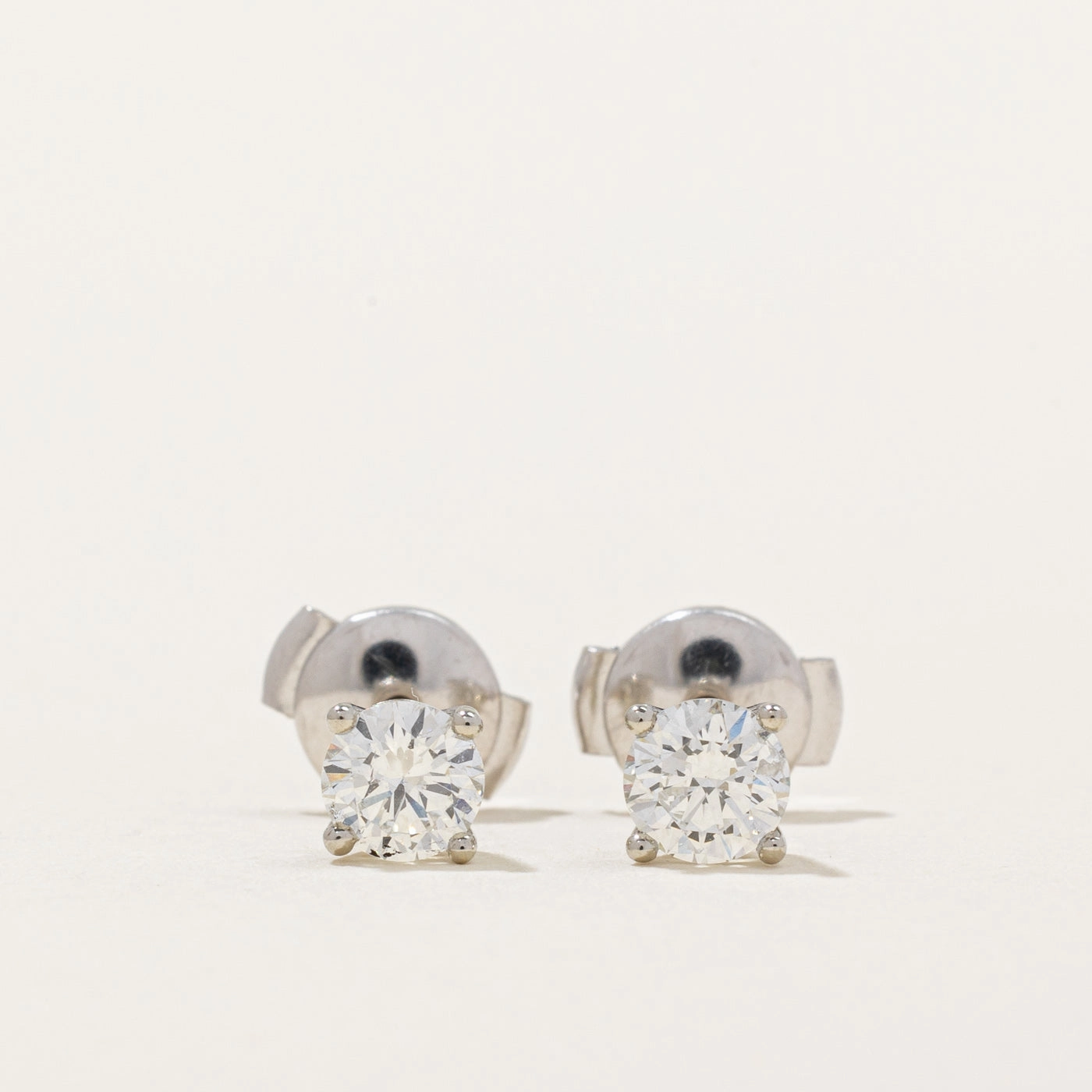 Flat Detail Silver Edge 100 Ways' GIA Certified Diamond Stud Earrings  | 0.90ctw SI2/I1 D/E |
