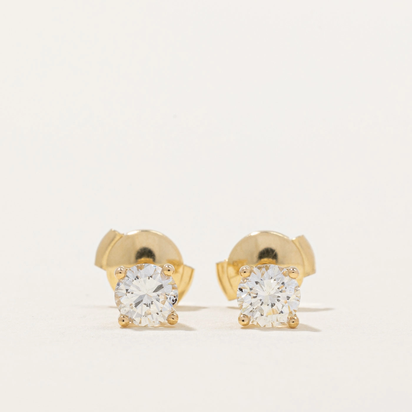 Graceful Beauty Glamour Accent 100 Ways' GIA Certified Diamond Stud Earrings | 0.97ctw SI1/2 F/G |