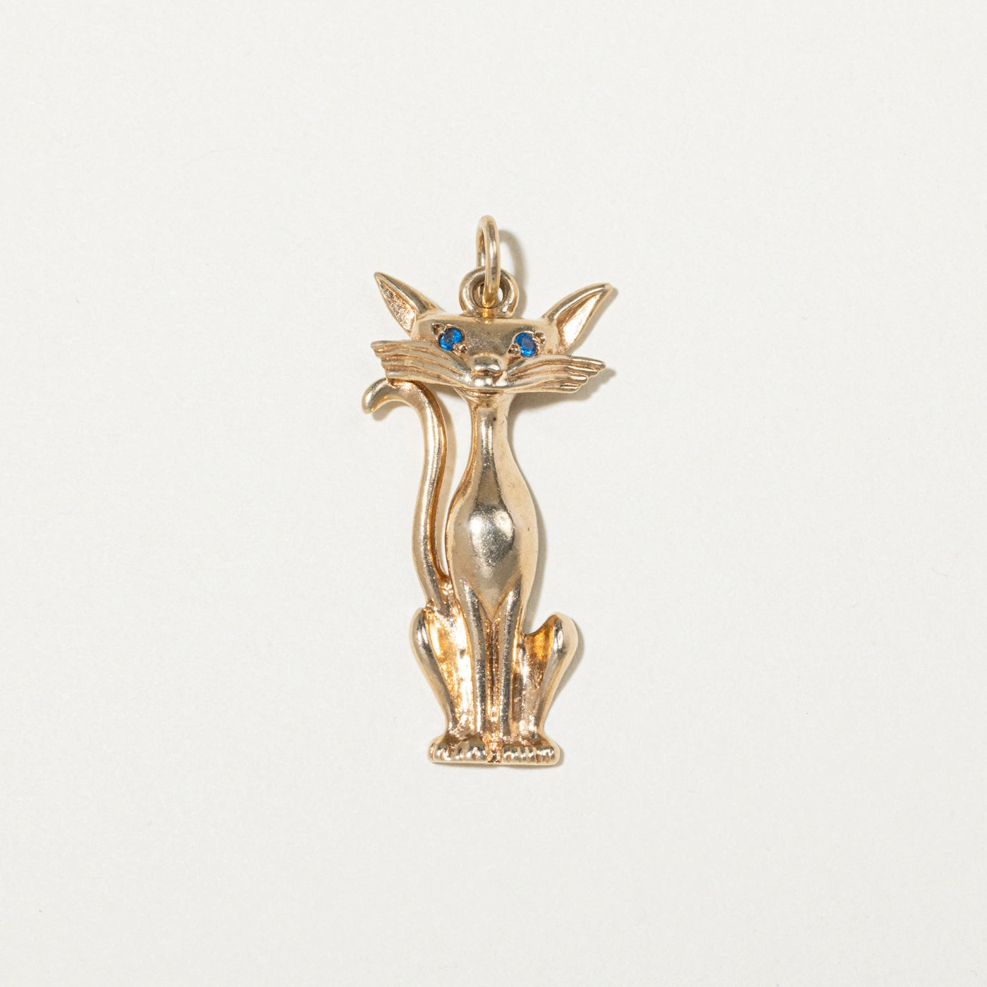 Luxury Form Evening Mood 10k Yellow Gold Cat Charm