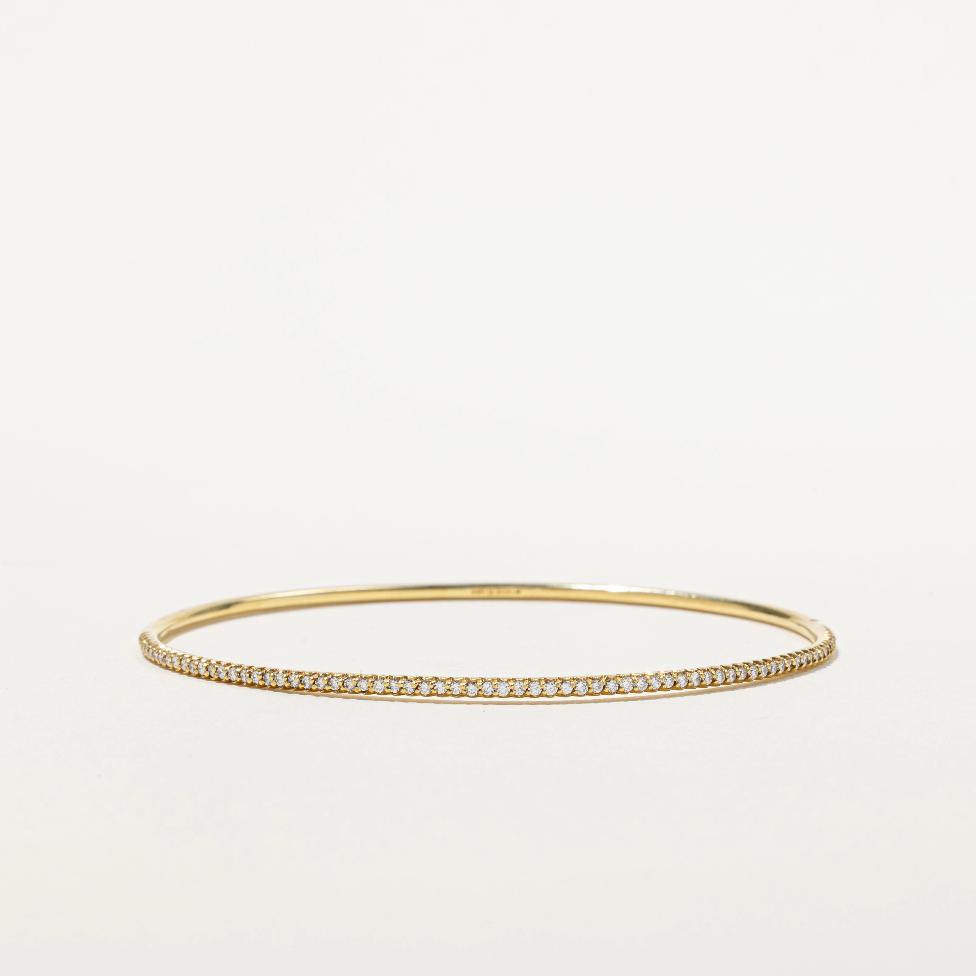 Creative Design 18k Yellow Gold Semi Eternity Diamond Bangle | 0.75ctw | 6"