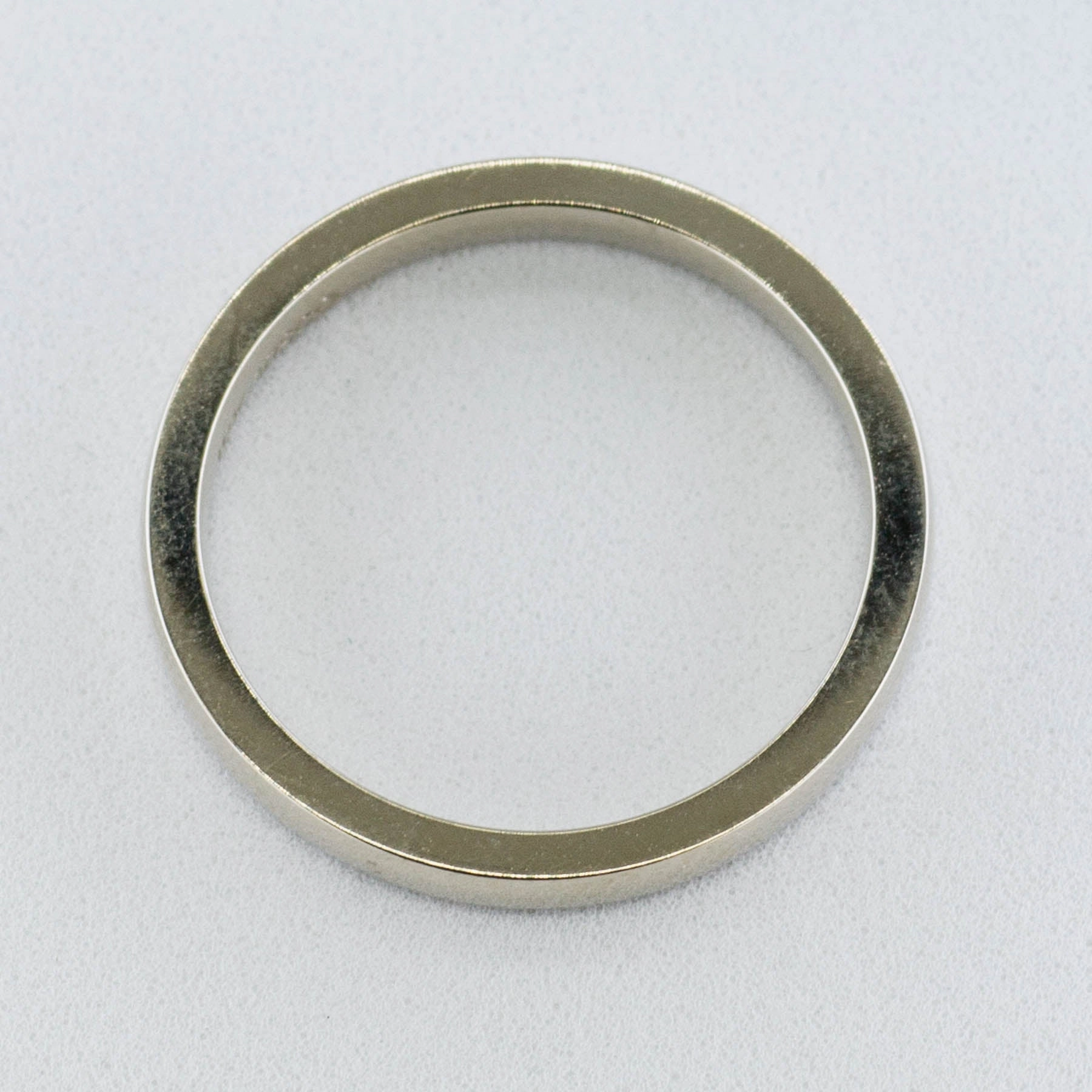 '100 Ways' 18k White Gold Band | 2mm Retro Vibe Cozy Detail