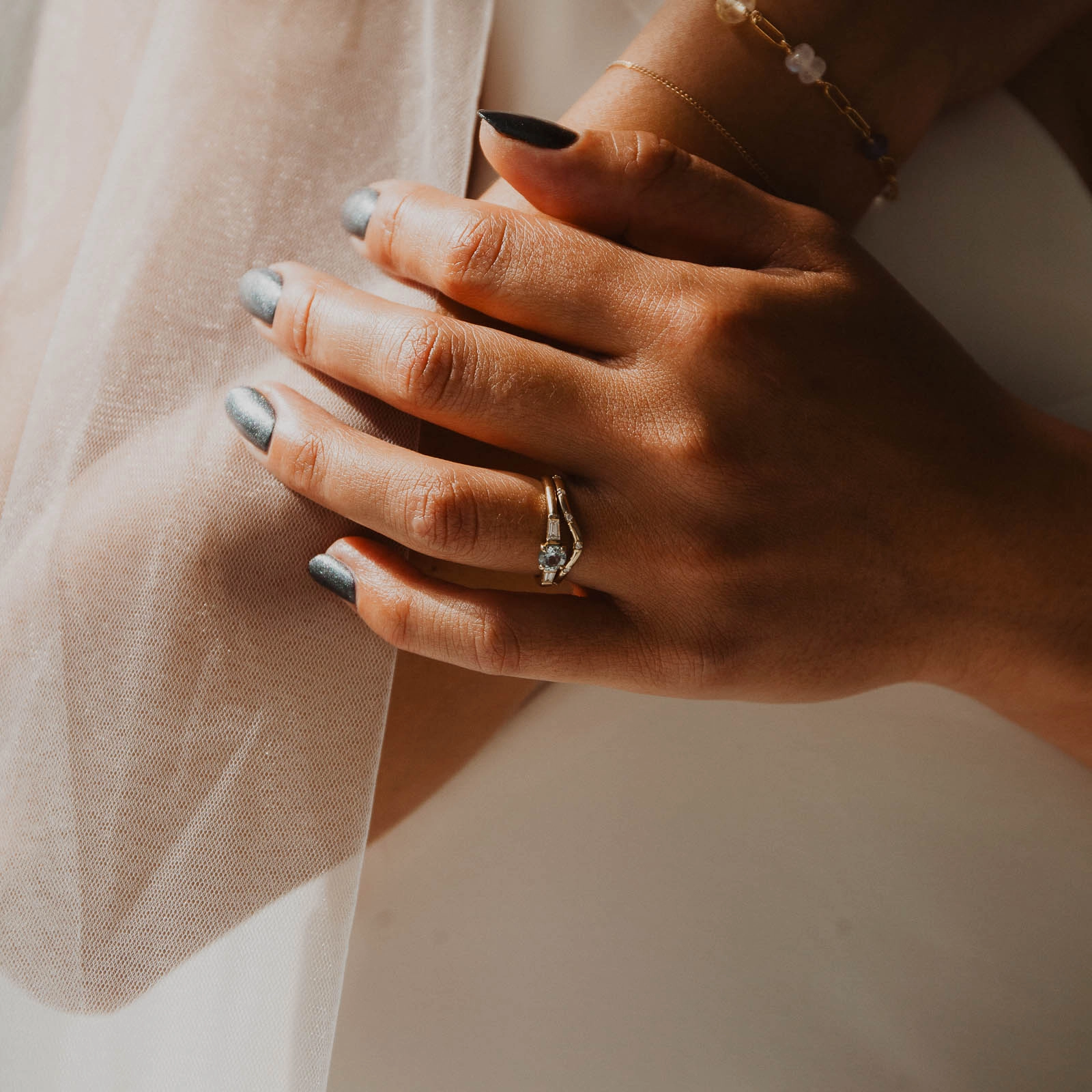 High-End Craft Modern Edge Amara Band