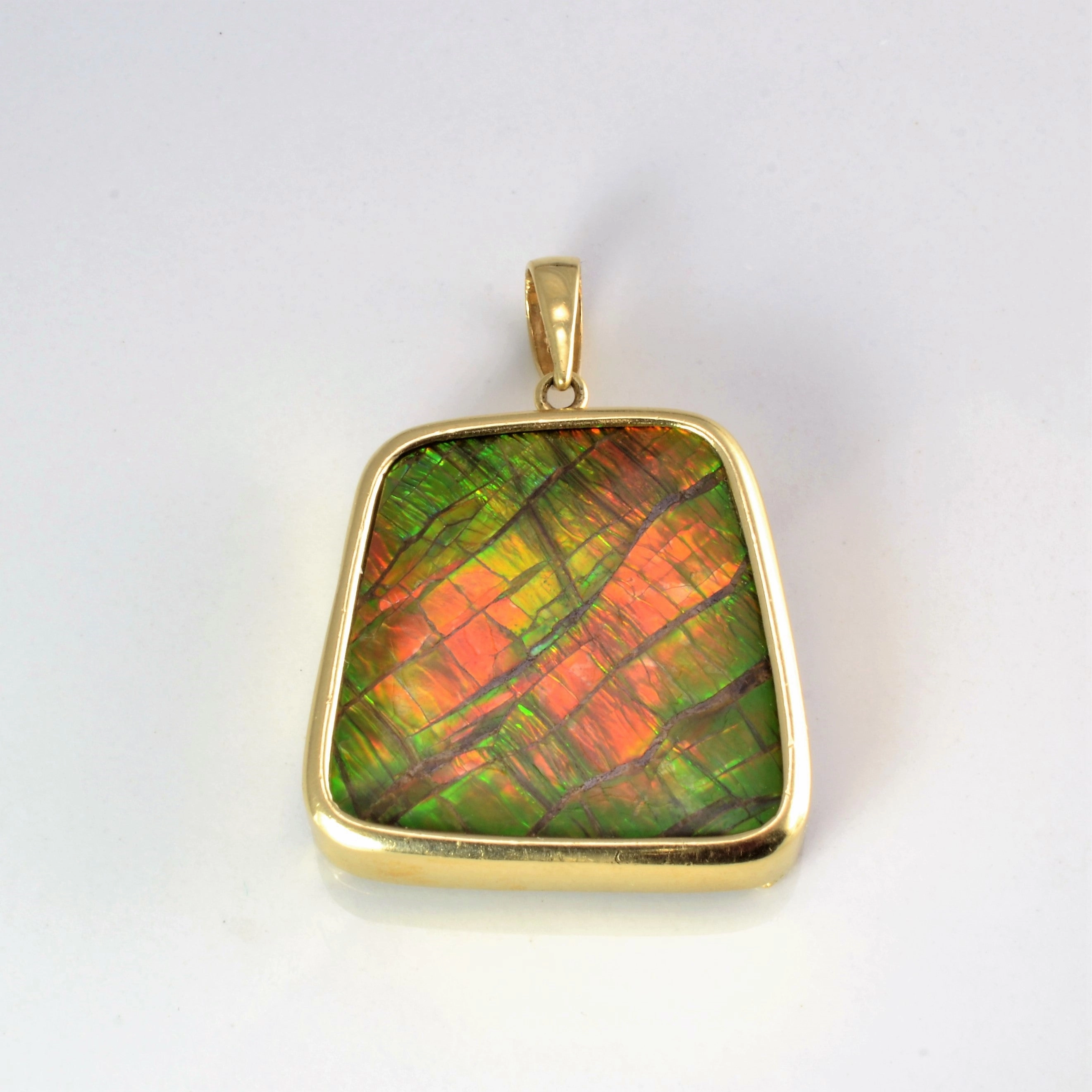 Shining Feature Classic Shine Bezel Set Ammolite Pendant