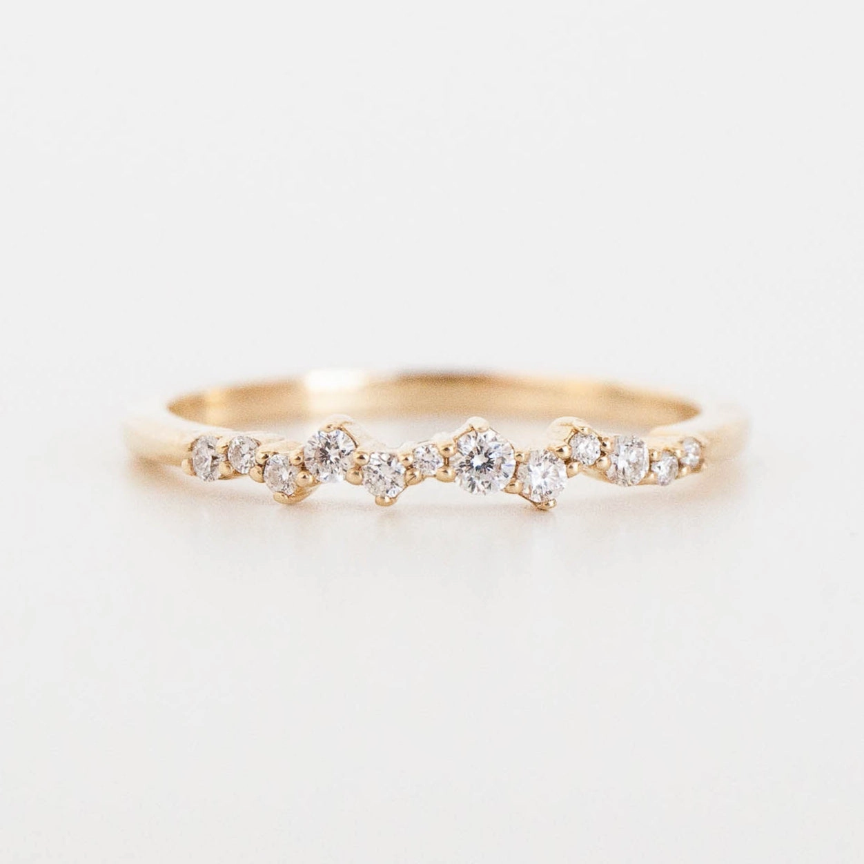 Aster Band Low-Cost Decoration