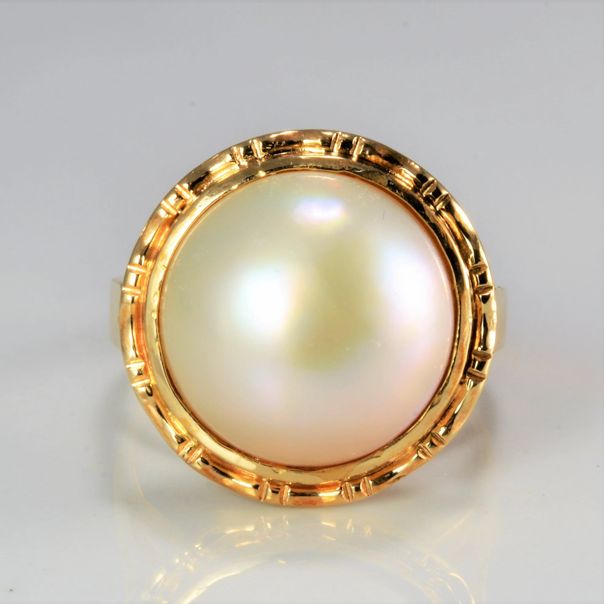 Elite Touch Bezel Set Mabe Pearl Ring | SZ 6.5 |