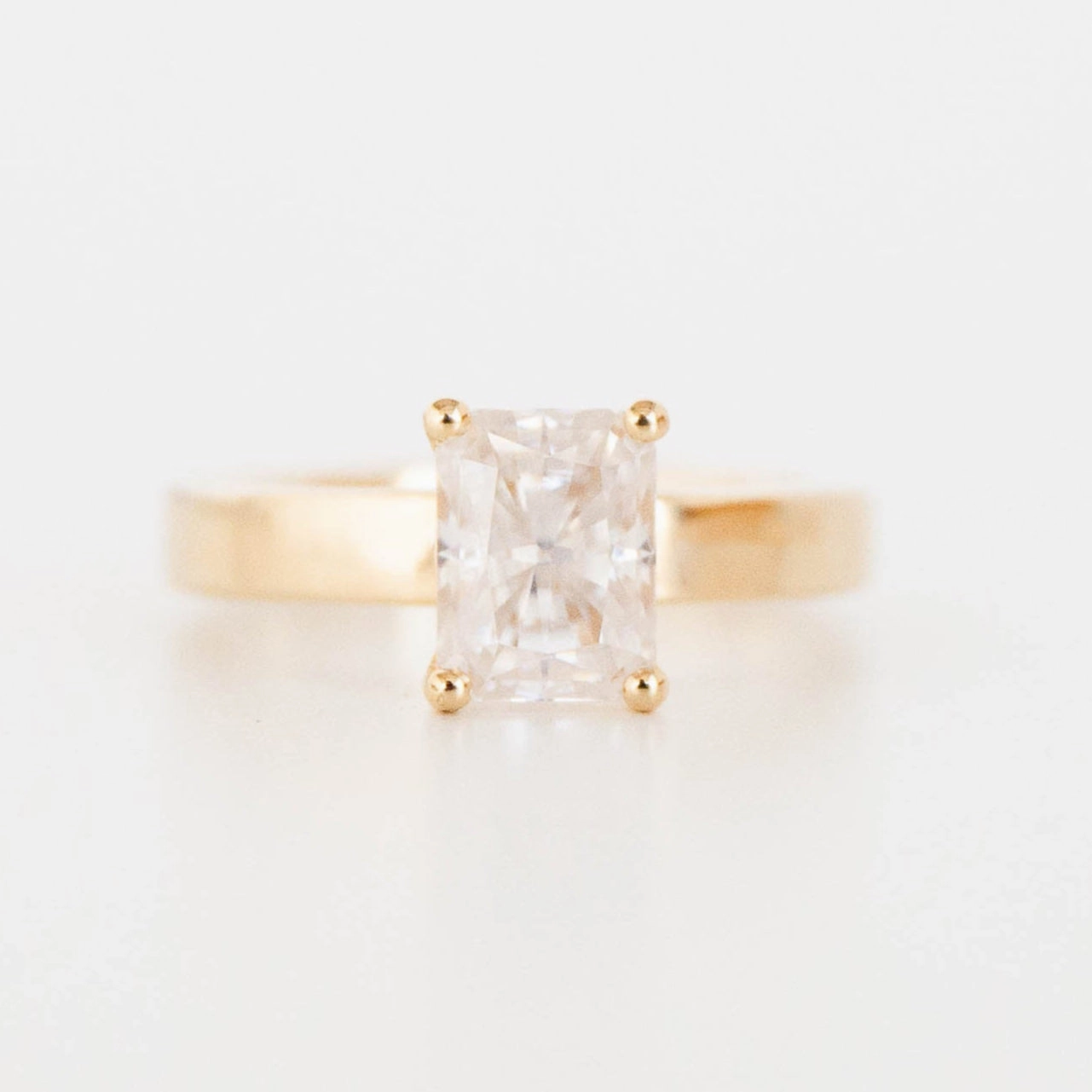 Blake Ring Romantic Look