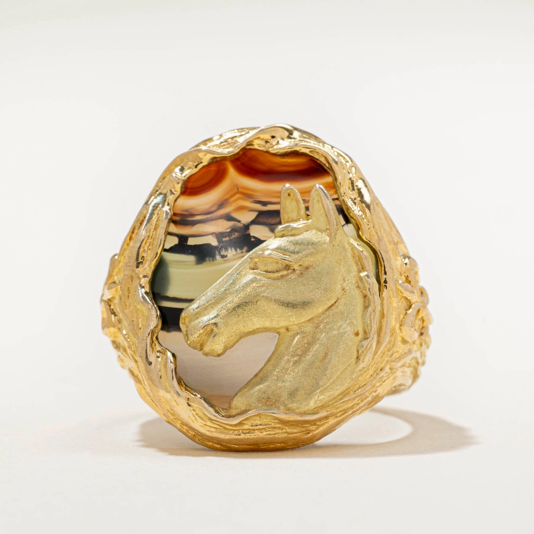 18K Gold Agate Horse-head Cocktail Ring | 7.00ct | SZ 5.75 Beauty Touch