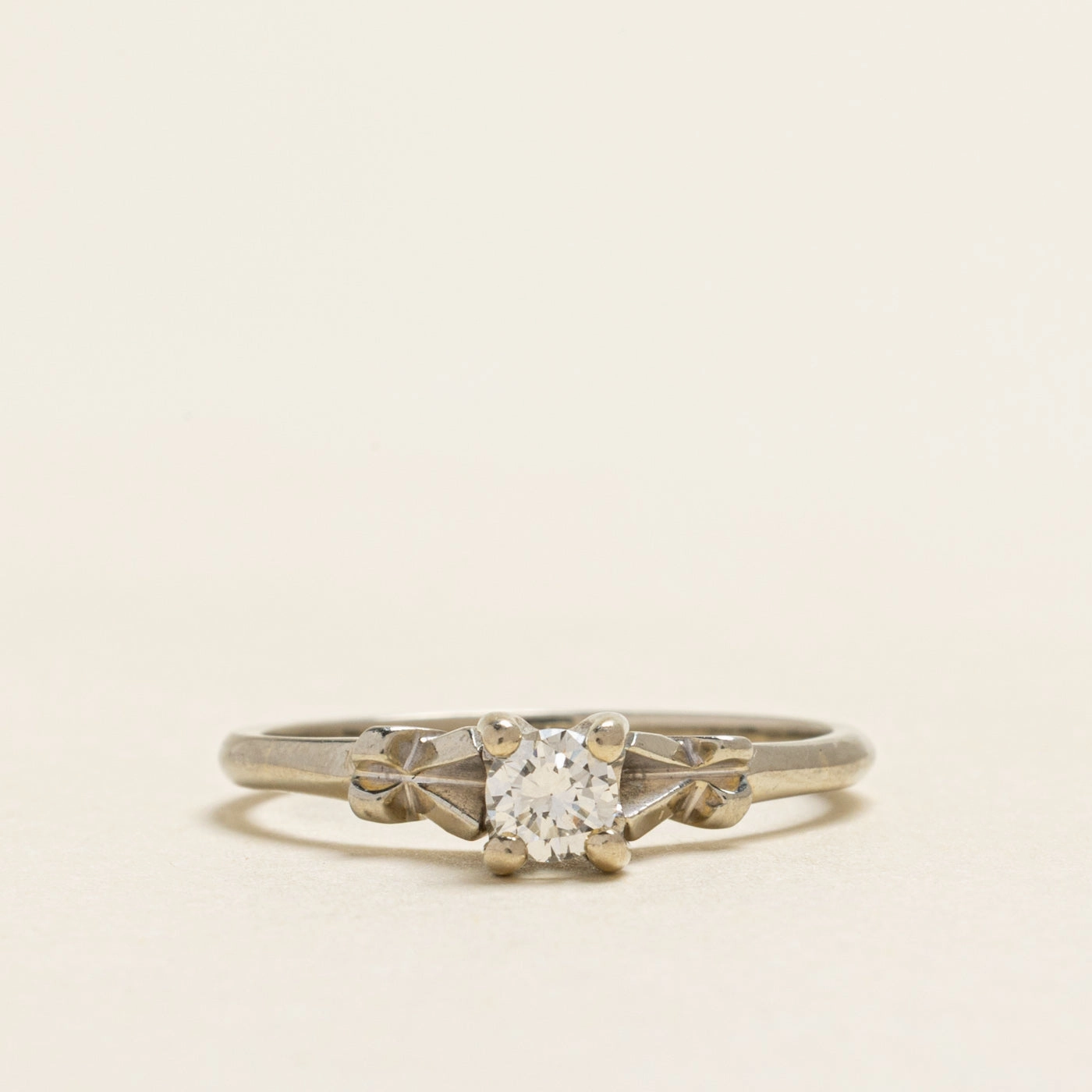 Timeless Look Design Classic Accent 18k Solitaire High Set Diamond Petite Ring | 0.26ct | SZ 8.75