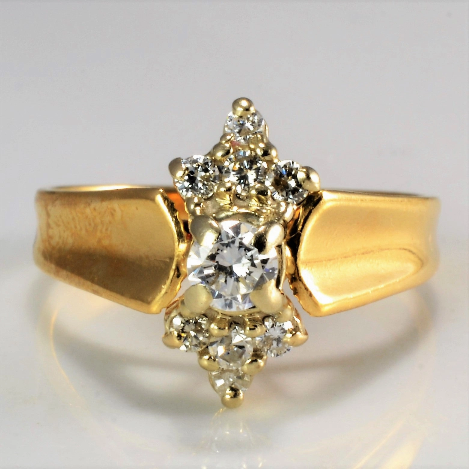 High Set Diamond ClustervRing | 0.26ctw | SZ 5 | Classic Fashion