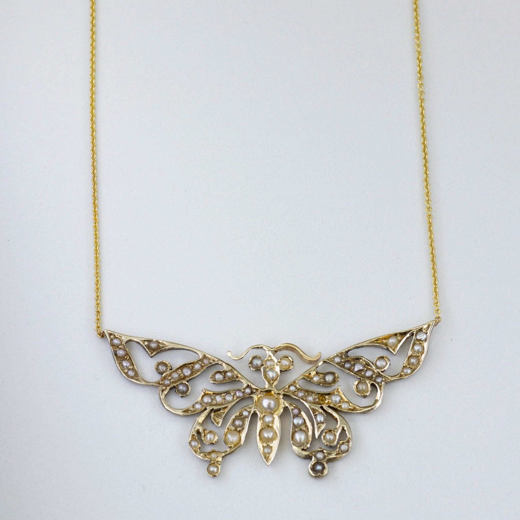 Radiant Look '100 Ways' Pearl Butterfly Necklace | 19.5" |