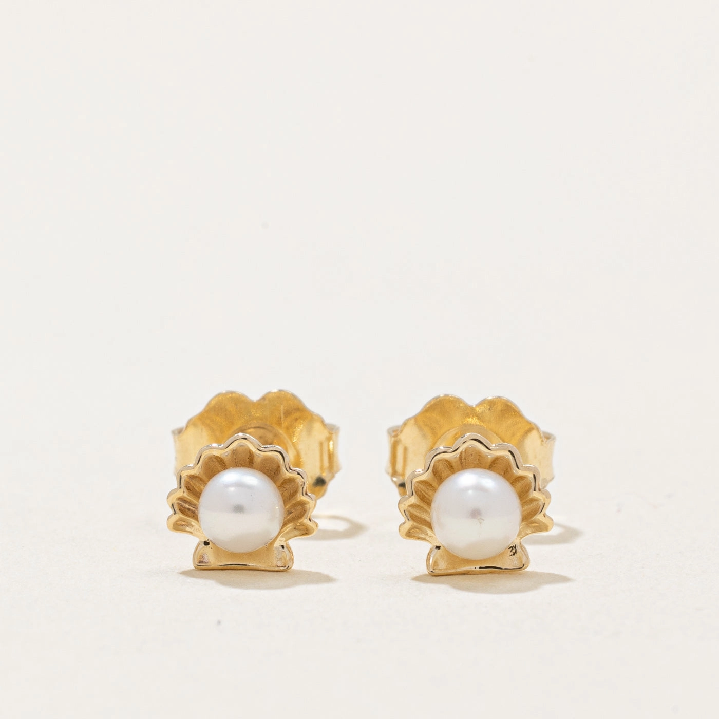 Refined Sparkle Chic Touch 100 Ways' Freshwater Pearl in Shell Stud Earrings