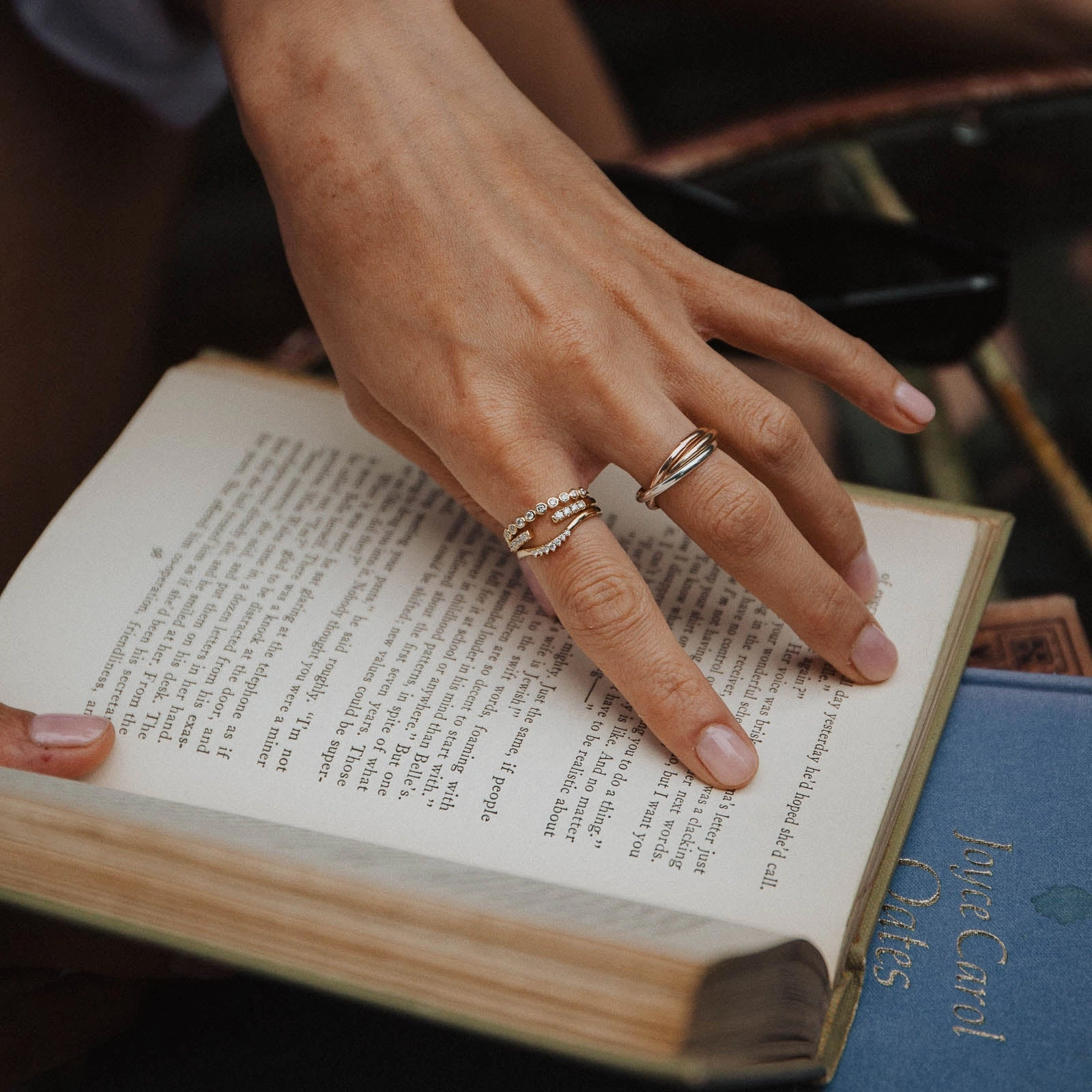 Dottie Band Quality Symbol Bold Product