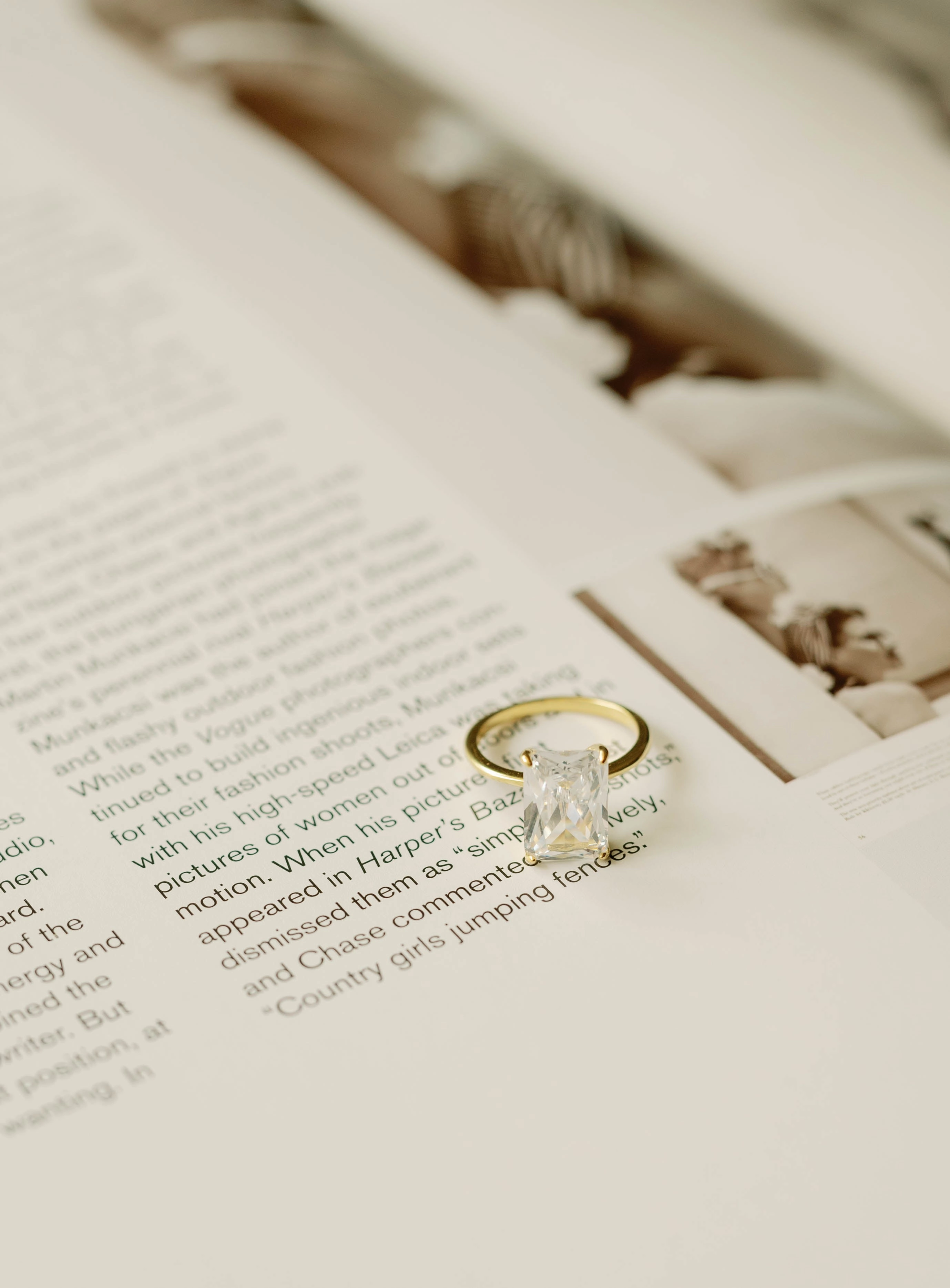 Edgy Mood Exclusive Charm Emerald Cut Ring