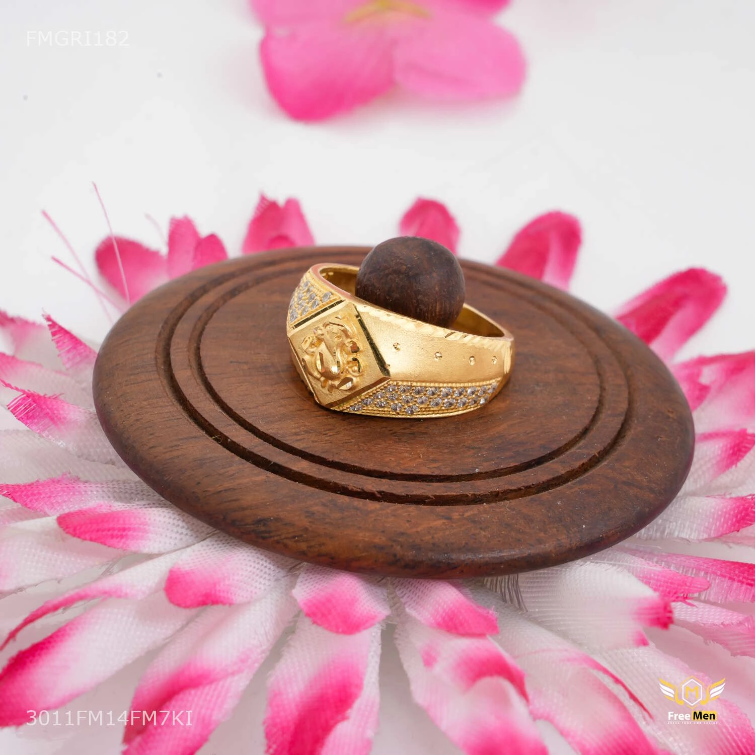 Ganpati ji with Dimond shape Gold plated ring design for men - FMGRI182 night look Artistic Detail