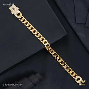 Charming Shine Crisp Look Long AD Box Ring to Ring Bracelet for Men - FMMB395