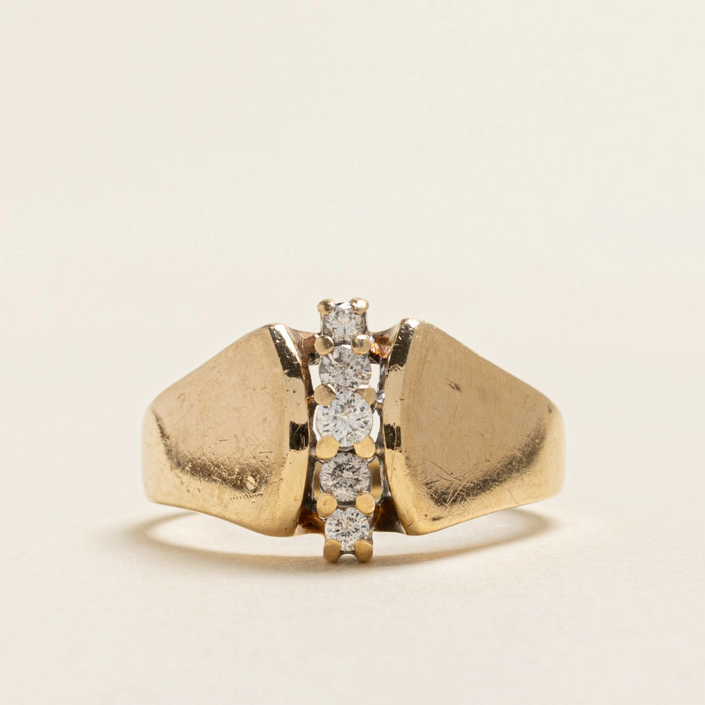 Vogue Style Radiant Appeal Five Stone Diamond Column Tapered Ring | 0.21ctw | SZ 8.25