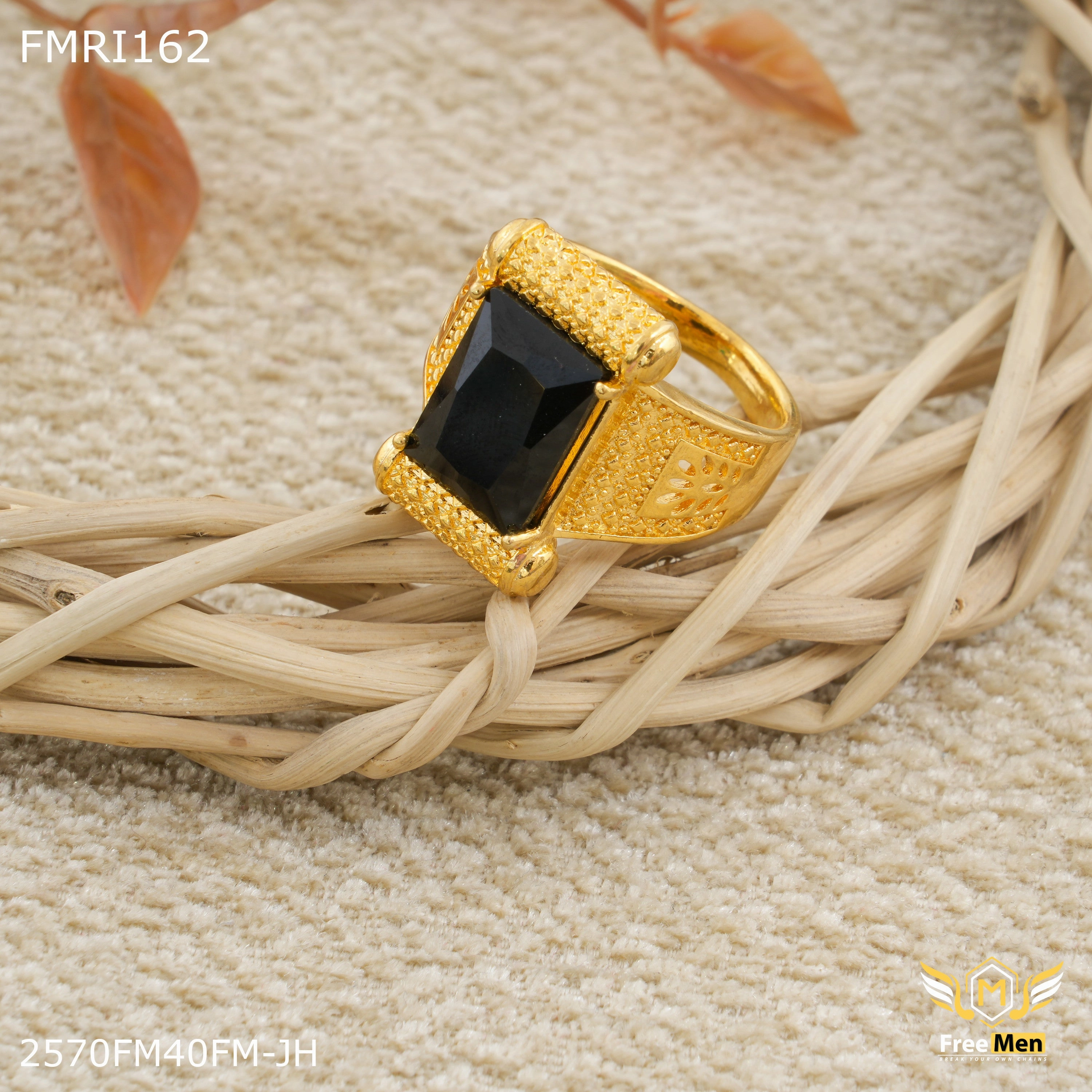 Freeme Black Stone ring for men - FMRI162 Unique Accent Minimal Highlight