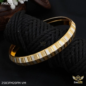 FreeMen Golden Silver with Lining Dot Design kada for Men FMK53 Glamour Shine Everyday Look