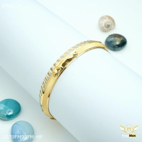 Sculpted Feature Freemen Jaguar with Rhodium golden Kada  - FMK13