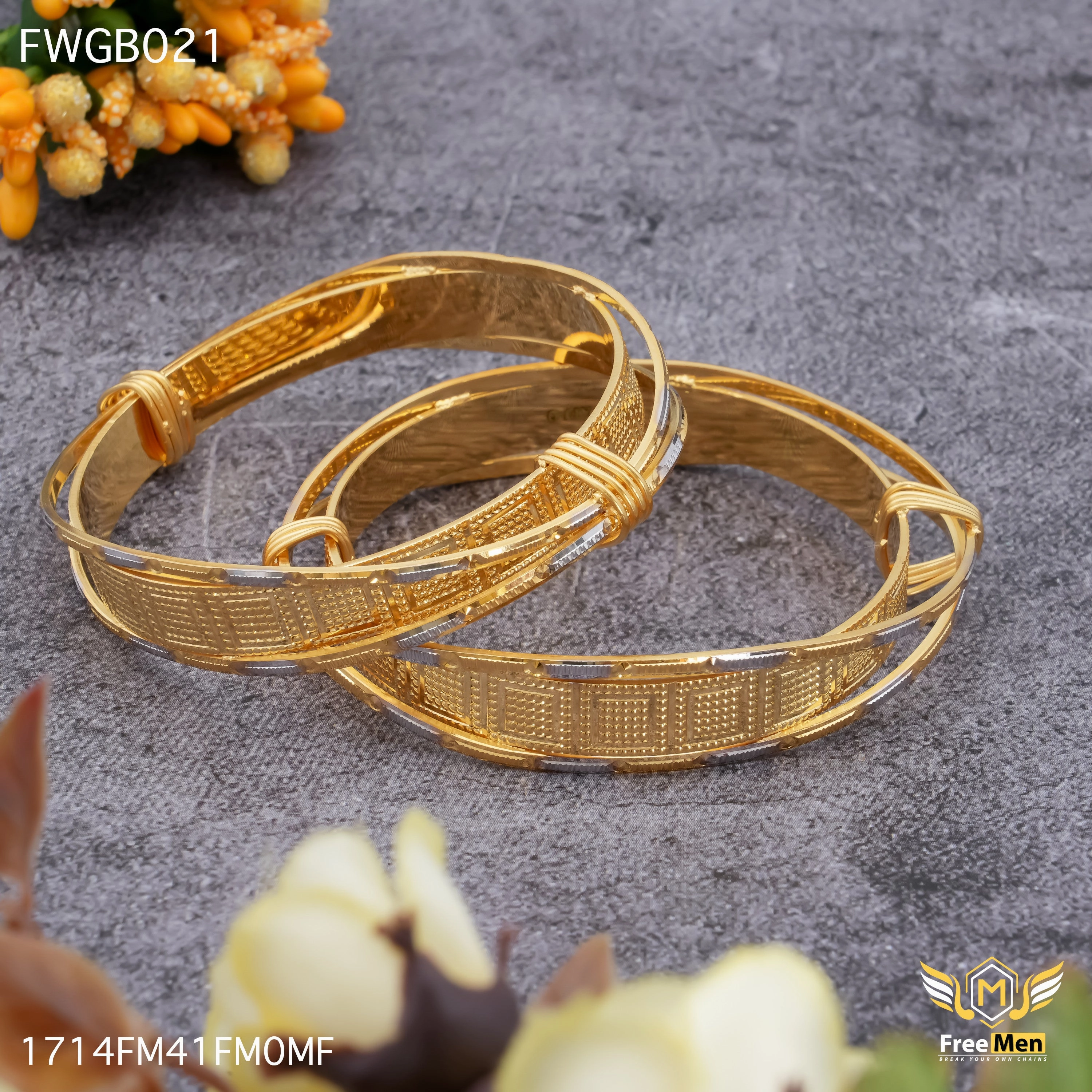 Glistening Gem Outdoor Set Freemen Stylish Square Design Bangles For Women - FWGB021