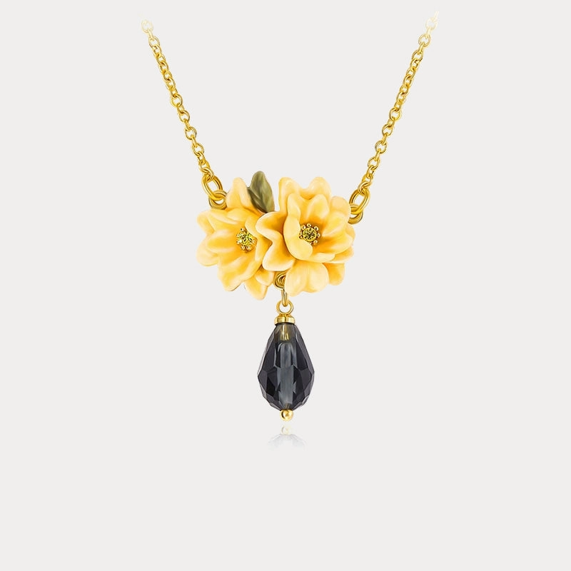 Ideal Ornament Gardenia Necklace