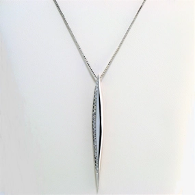 Seasonal accessory Diamond Stick Pendant Necklace | 0.15ctw | 18''|