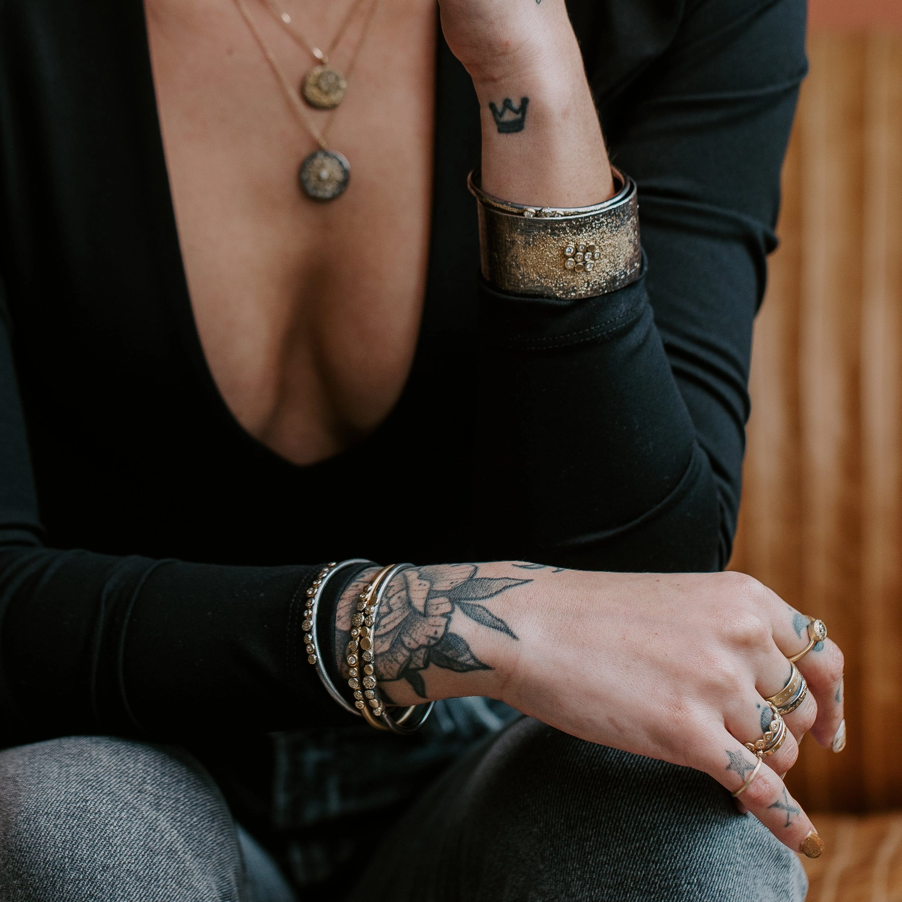 Golden In Bloom Stacking Skinny Cuff - 22ky, 18ky   VS Diamonds Clean Texture