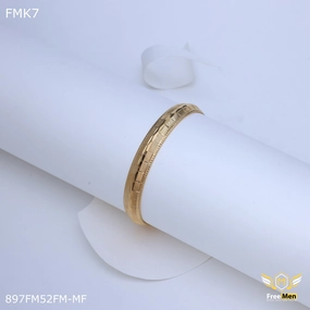 Everyday Design Exquisite Look Freemen Square cutting IGP Kada  - FMK7
