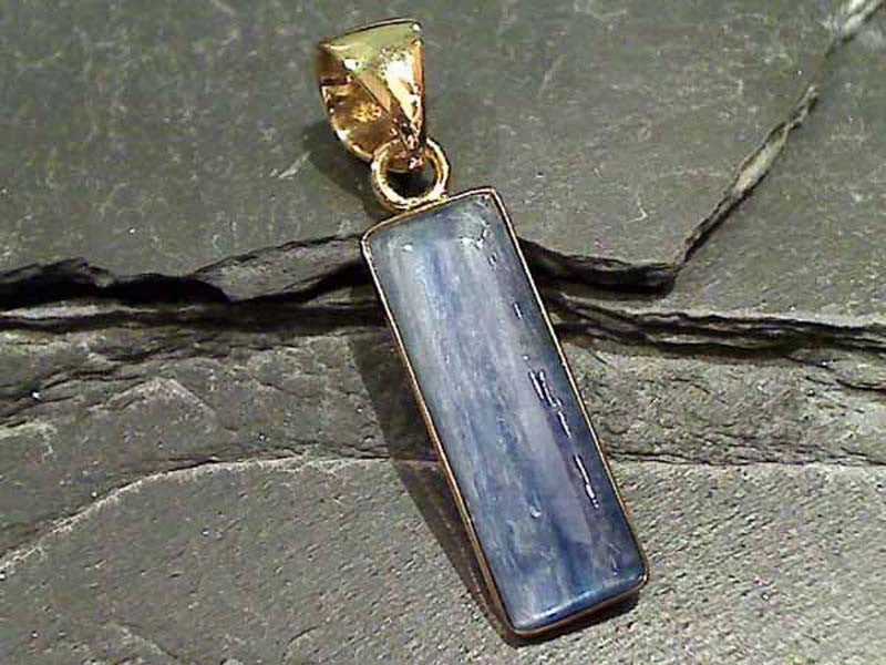 Event Glow Fashion Statement Kyanite and Alchemia Pendant