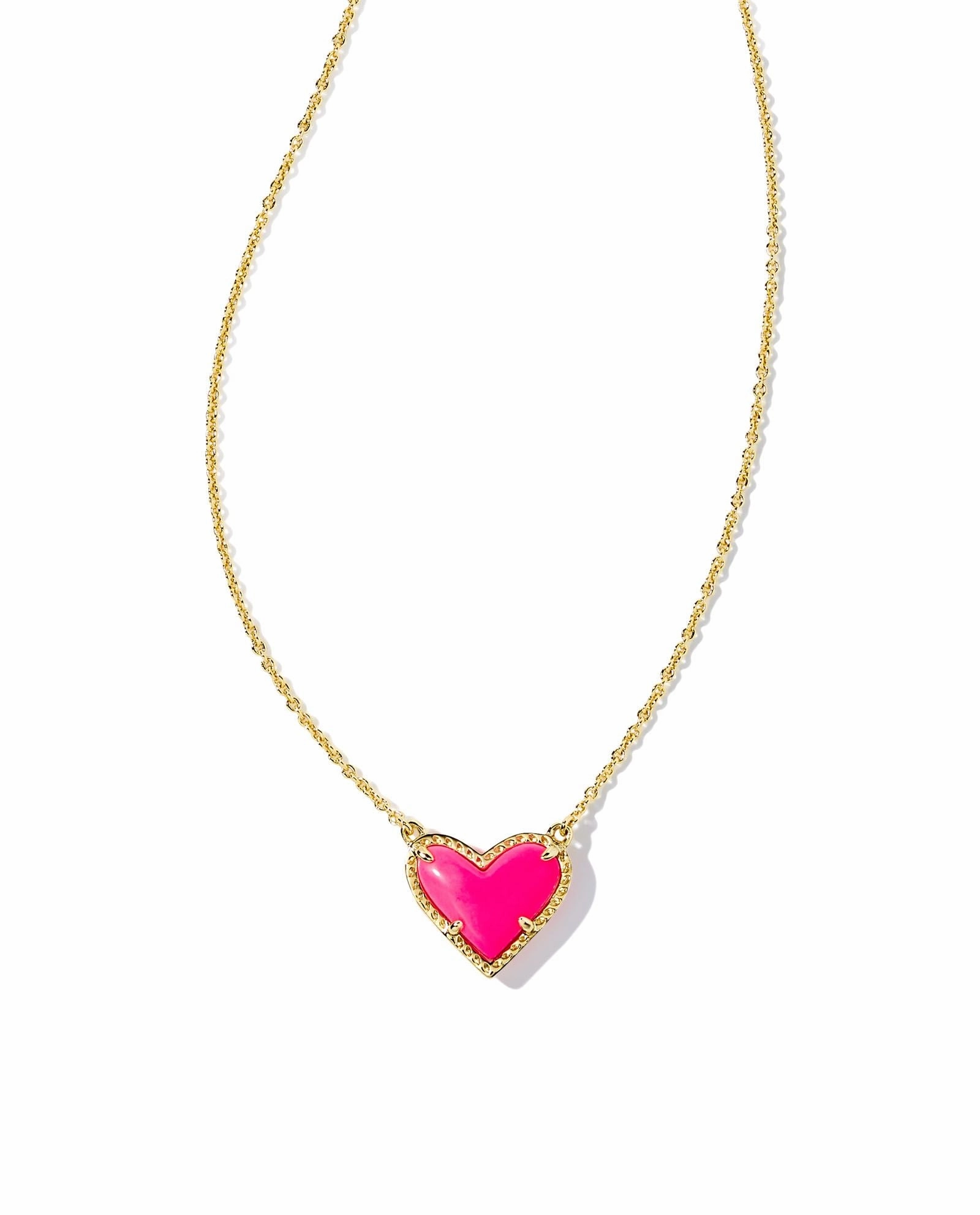 Sleek Detail Signature Look Kendra Scott Ari Heart Gold Pendant Necklace in Neon Pink Magnesite