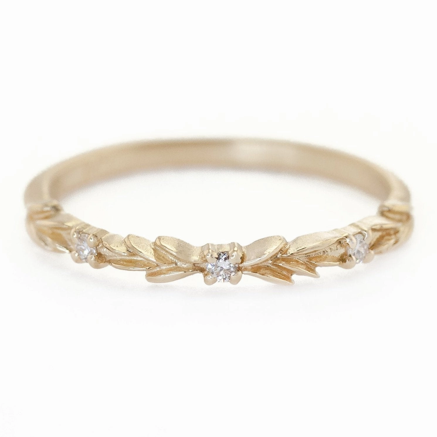 Laurel Wreath Topper Band - l8k Gold   Diamonds (.04tcw) Artistic Mark