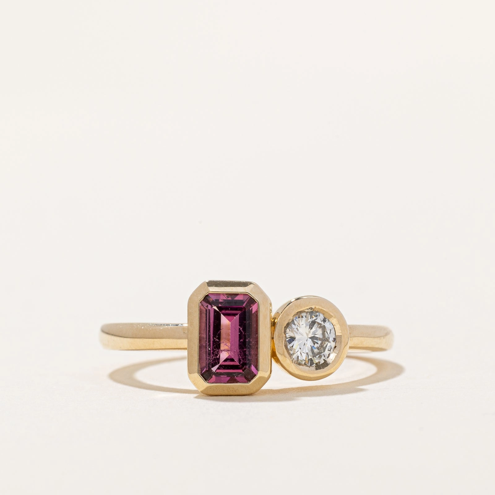Breezy Look Vibrant Edge '100 Ways' Tourmaline & Diamond Ring | 0.56ct, 0.19ct | SZ 7 |