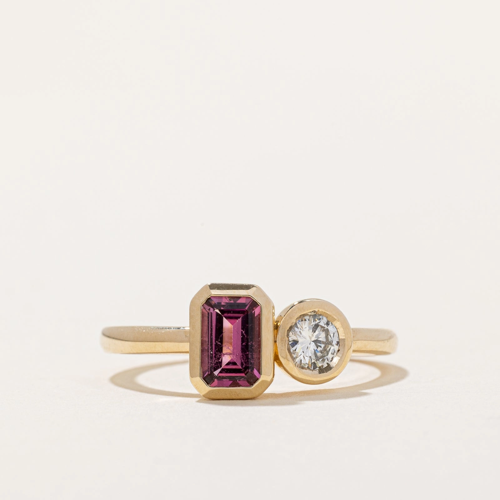 Radiant Design Dynamic Detail '100 Ways' Tourmaline & Diamond Ring | 0.56ct, 0.19ct | SZ 7 |
