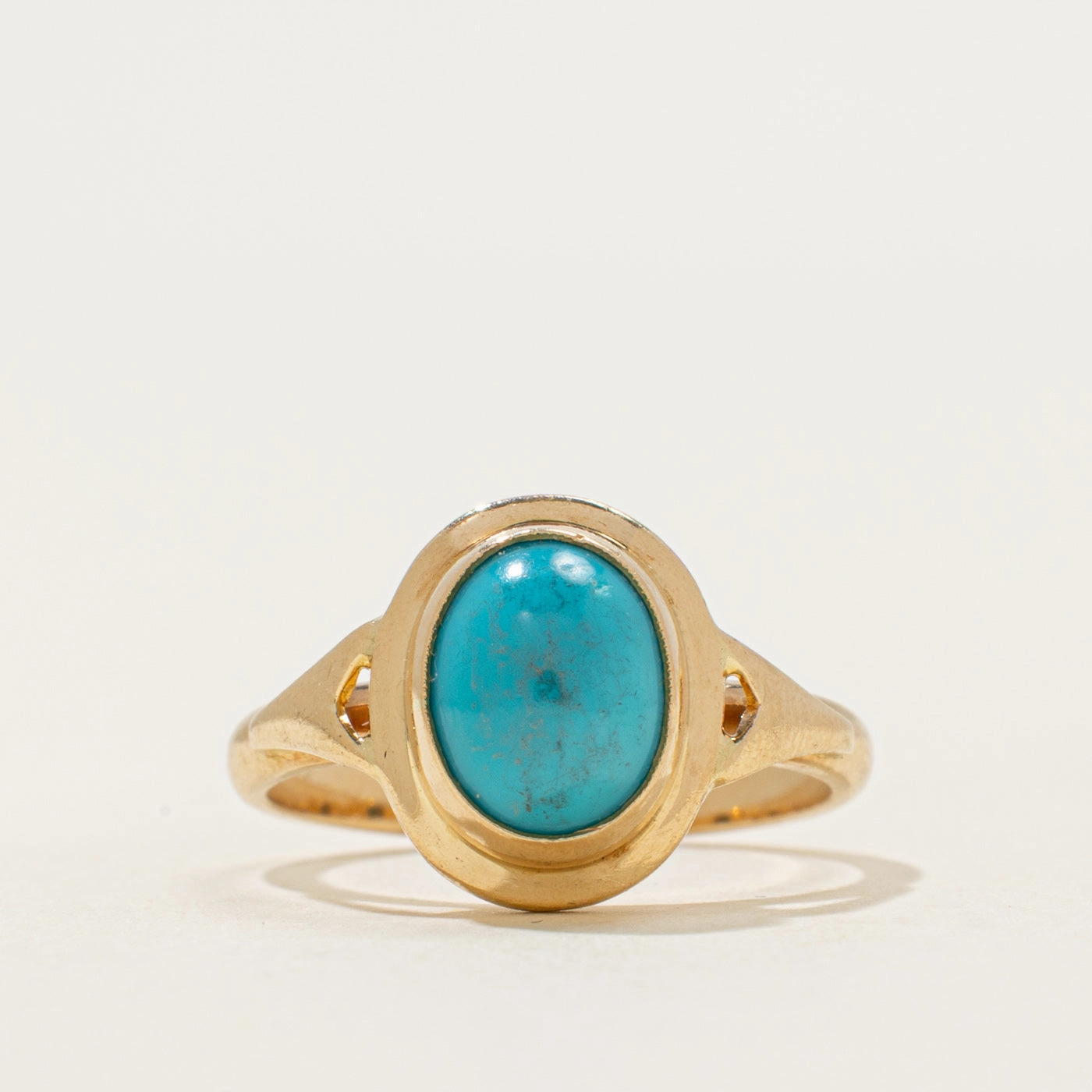 Monochrome Fit Bezel Set Cabochon Turquoise Ring | 1.60ct | SZ 5.5