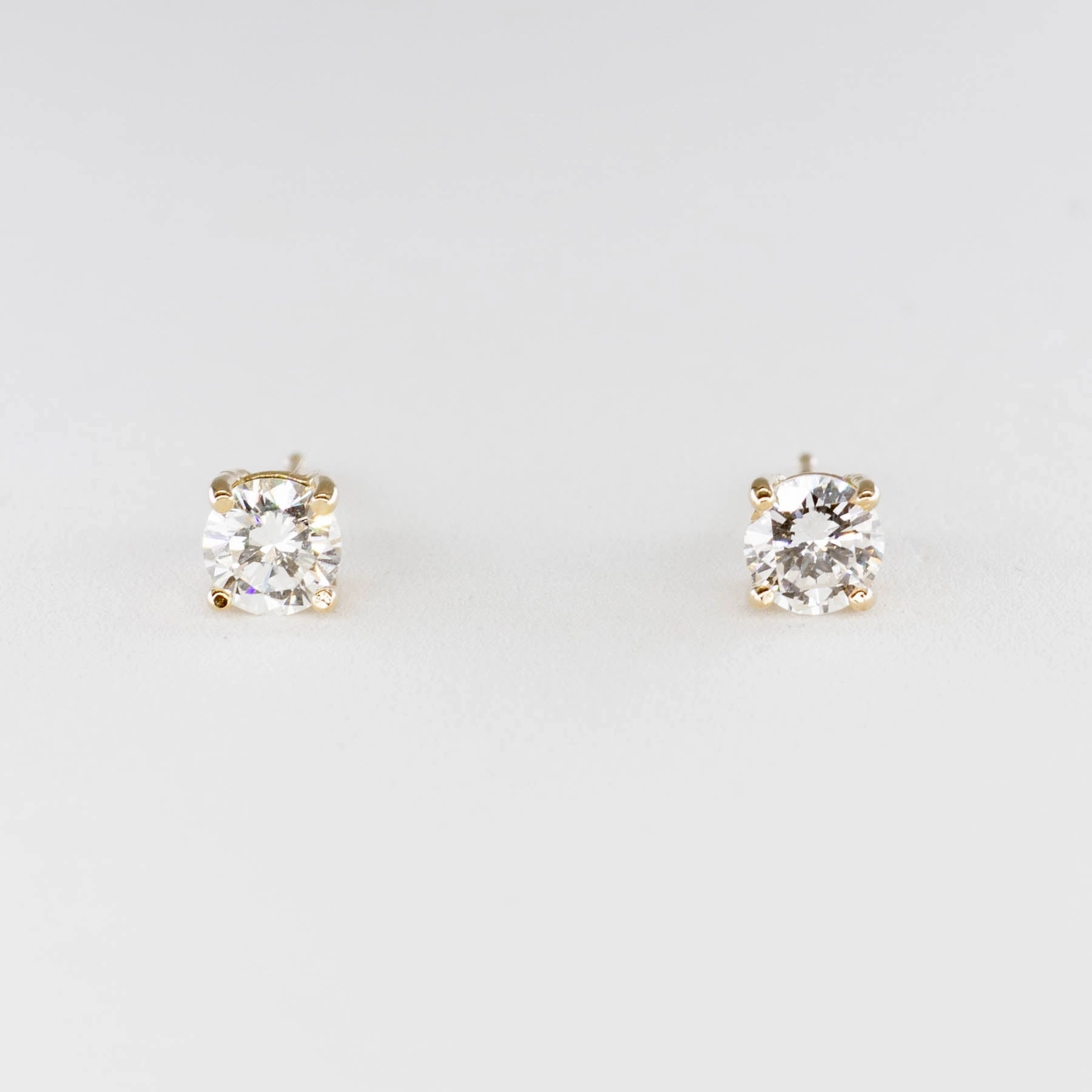 Timeless Beauty Dreamy Look 100 Ways Yellow Gold Diamond Studs | 0.66 ctw VS G/H |