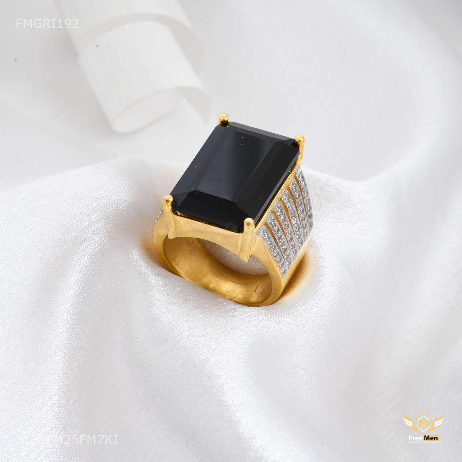 Minimal Form Broad Black AD with Sini Dimond ring design for men - FMGRI192