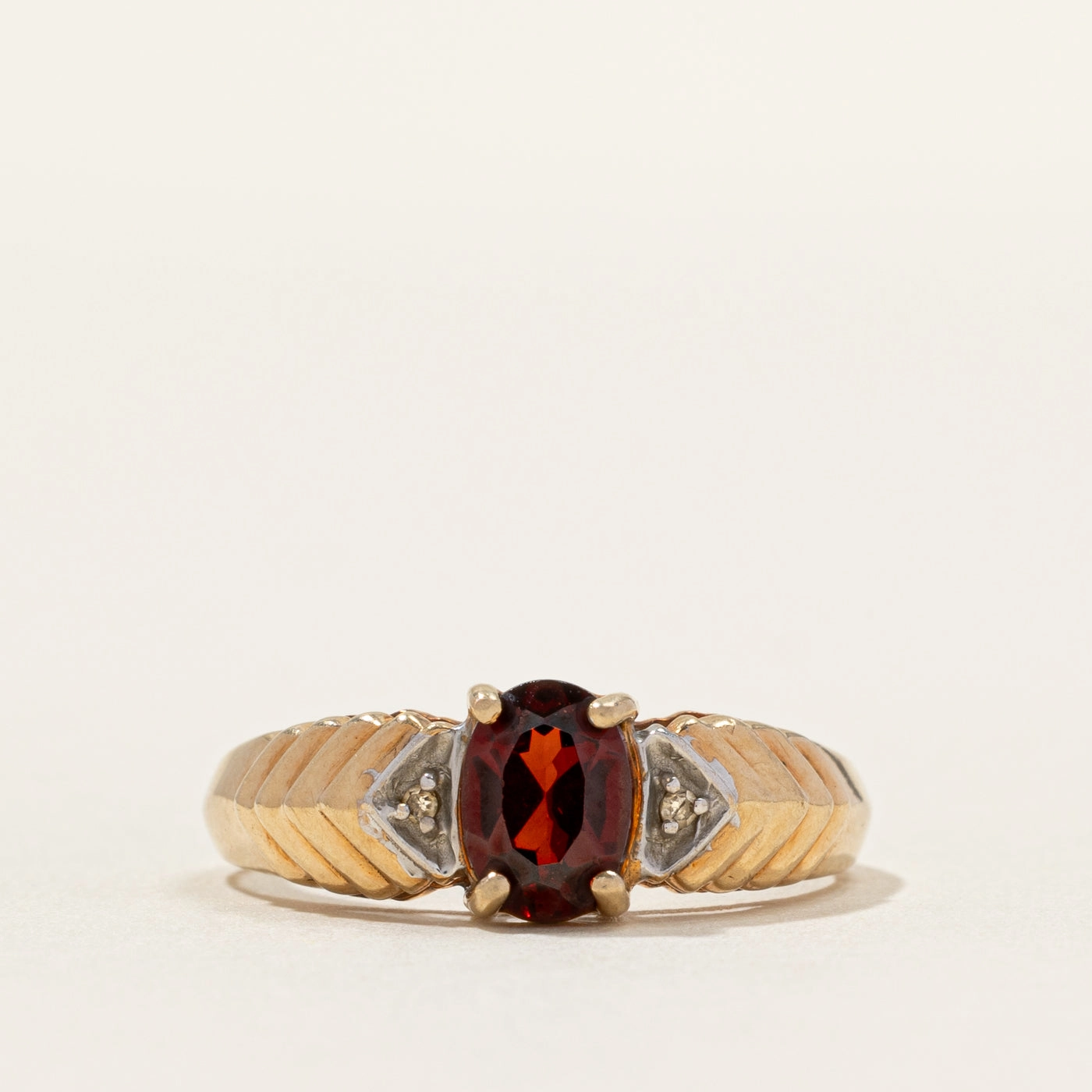 Luxury Touch Oval Cut Garnet & Diamond Grooved Ring | 0.006ct | SZ 7