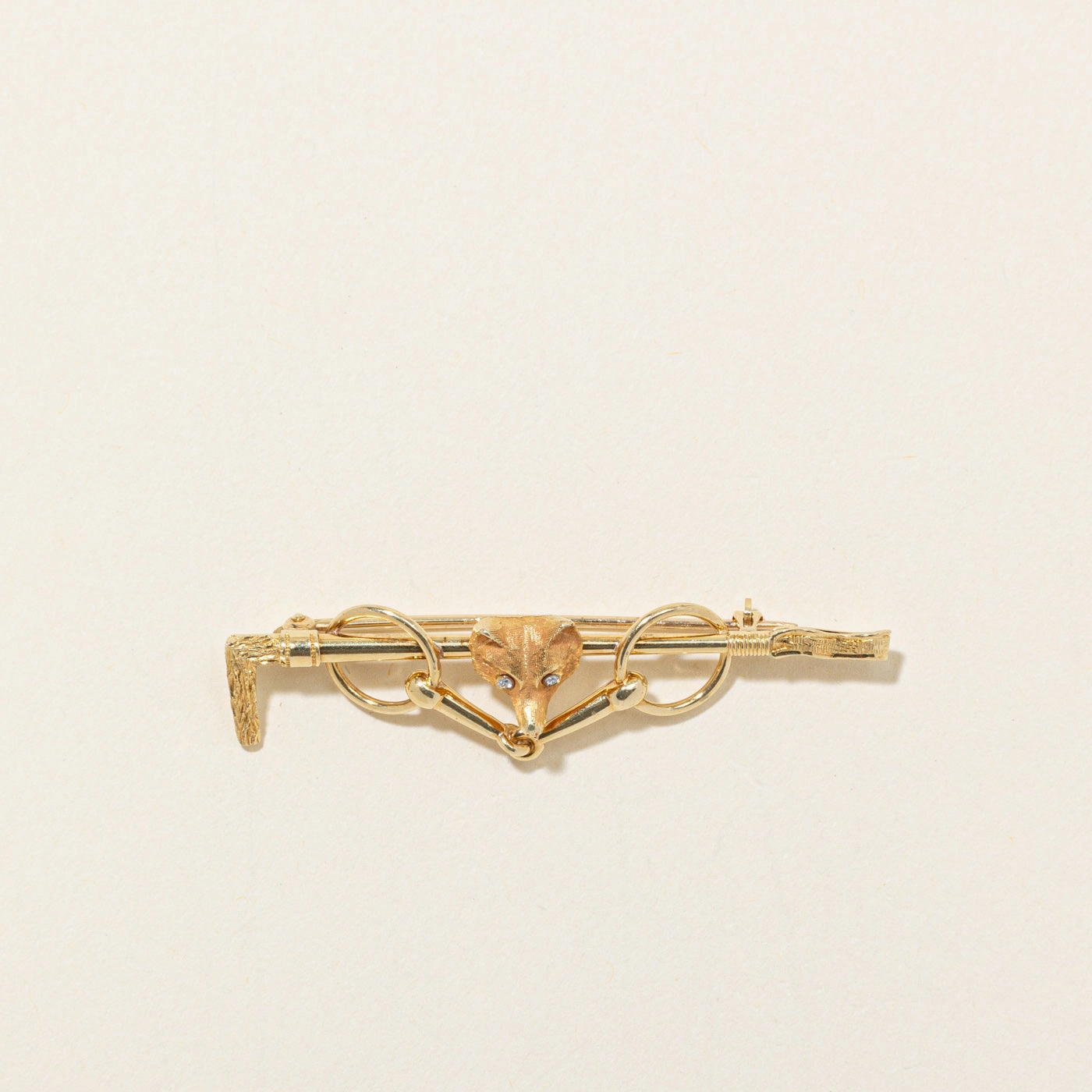 Diamond Textured Horsebit & Fox Brooch | 0.02ctw Urban Fit Versatile Fit