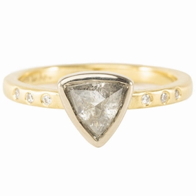 OOAK Trillion Cut Grey Diamond Ring   VS Accents - 18k Gold   Diamonds Premium Detail