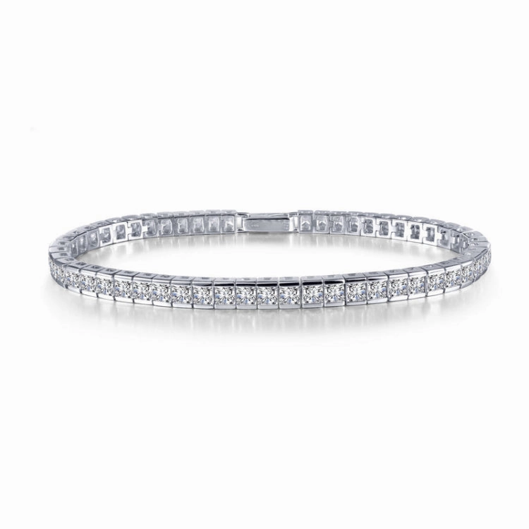 Dazzling Effect Princess-Cut Tennis Bracelet