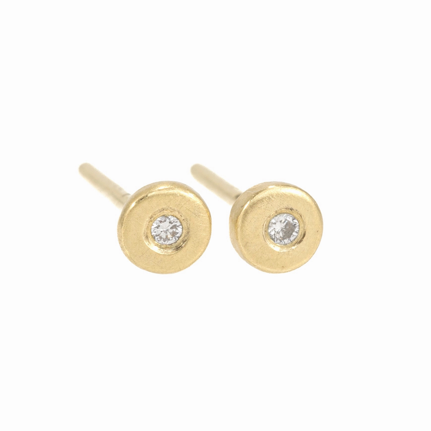 Gleaming Craft Chic Glam 18k Petite Gold   Diamond Studs - 18ky Gold   VS Diamonds