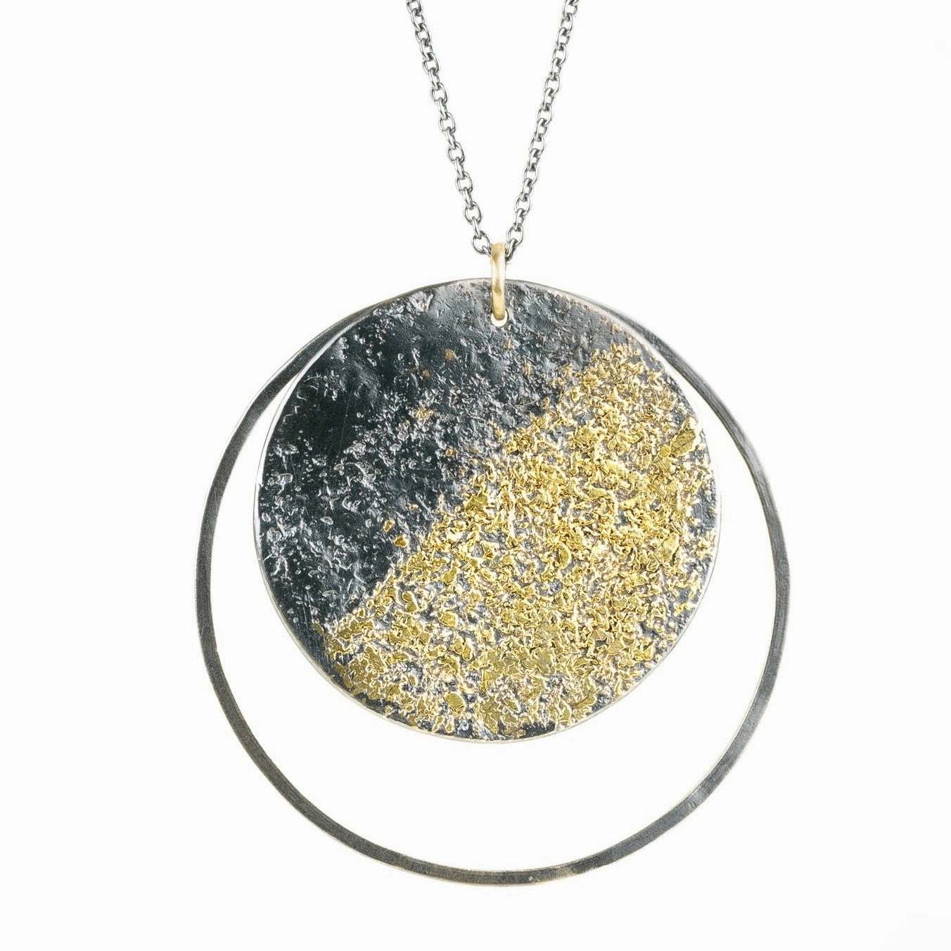 Distinct Accent Solar Orbit Necklace