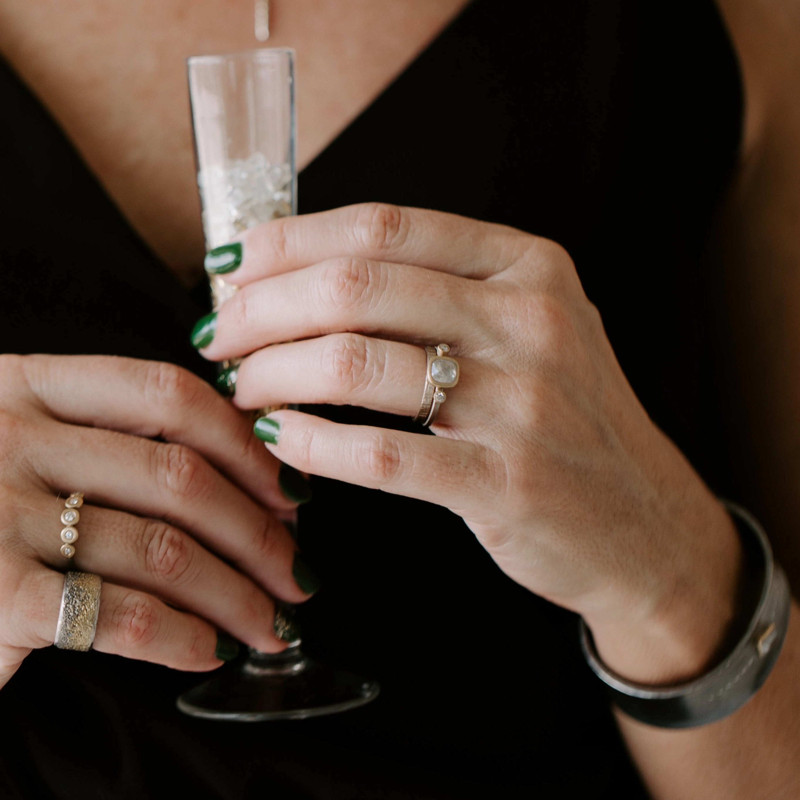 Dainty Design Solid gold, hand forged, crosshatch texture,2.5 mm wide