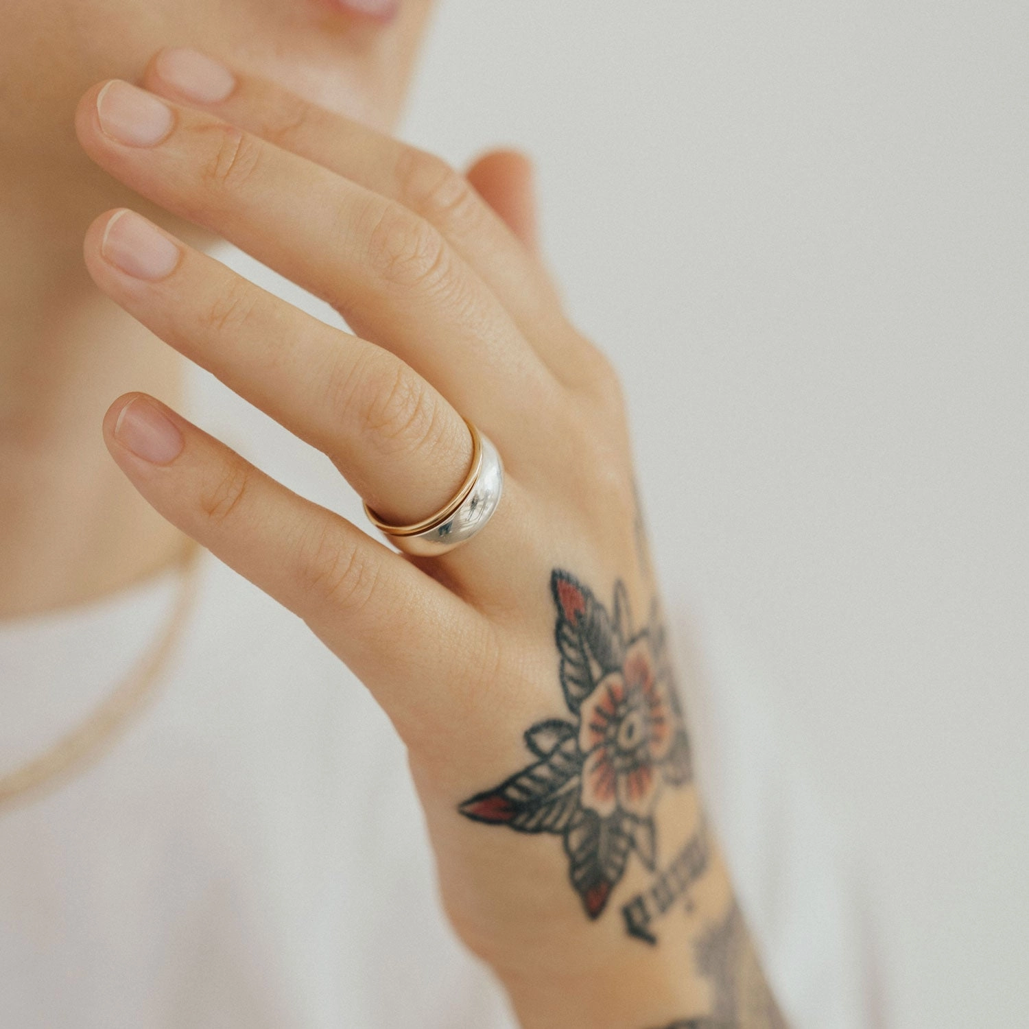 Alder Band Unique Ornament Luxurious Accent