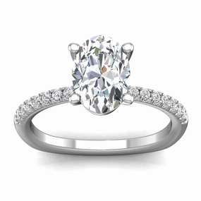 Special Look Artisan Gift Oval Diamond Engagement Ring Setting in White Gold