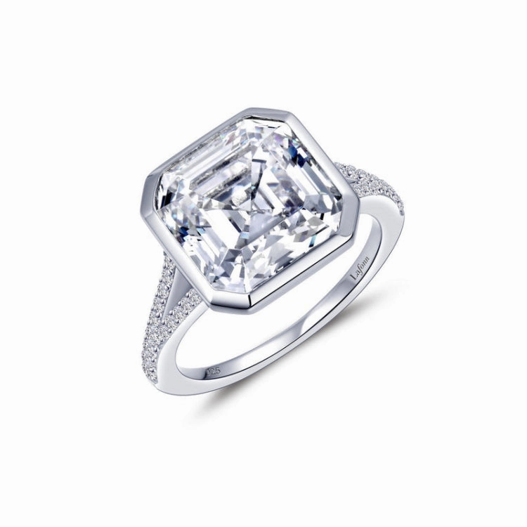 Refined Form Stunning Engagement Ring