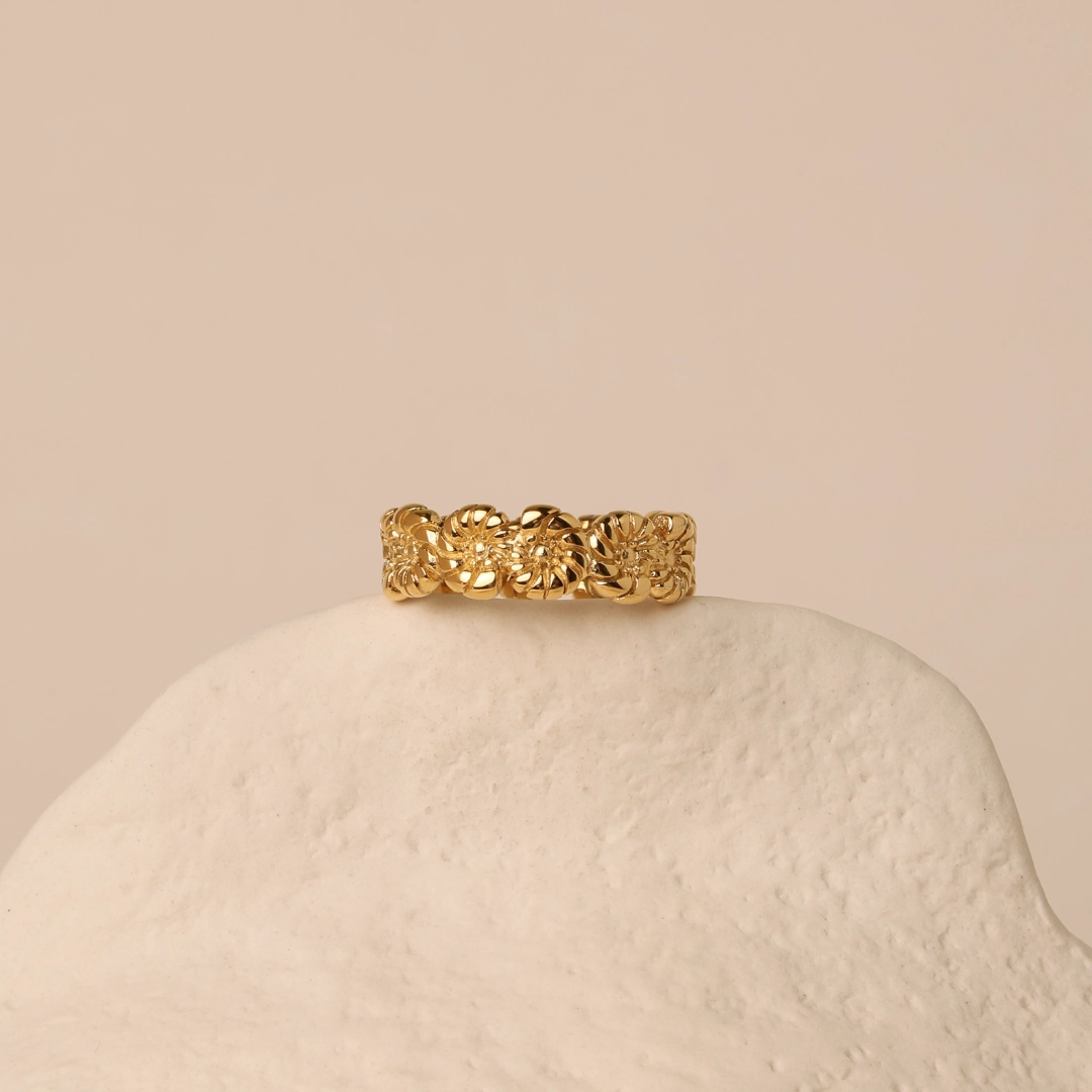 Perfect Accent Holiday Ready Nautilus Ring