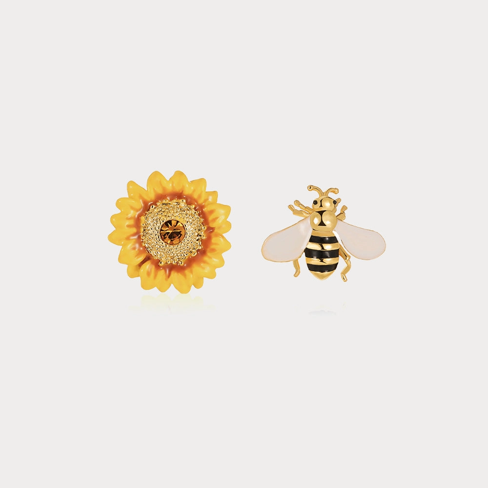 Stunning Selection Sunflower & Bee Stud Earrings