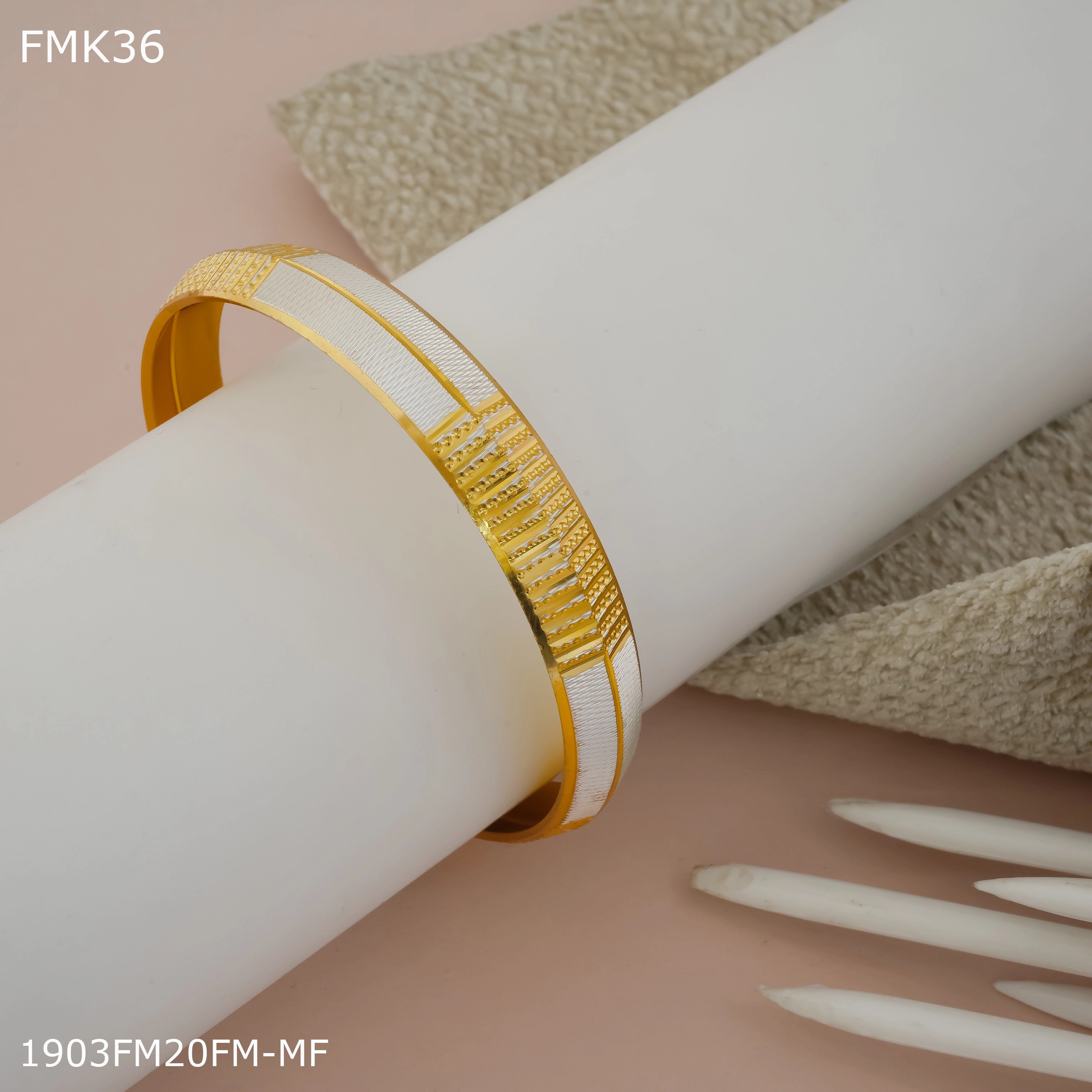 FreeMen golden and silver kada for Men FMK36 Dazzling Shine Casual Style