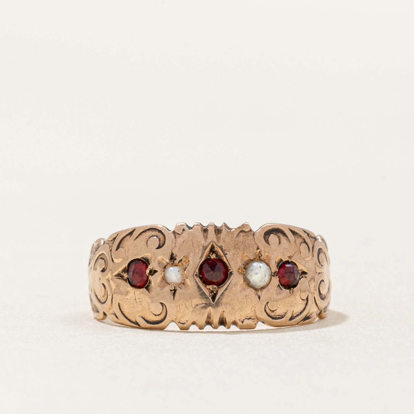 Vintage Garnet & Seed Pearl Ring | 0.09ctw | SZ 5.75 | Effortless Fit Charming Pieces Design